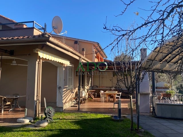 ado-immobiliare-villa-trevignano-tv-90 (5)